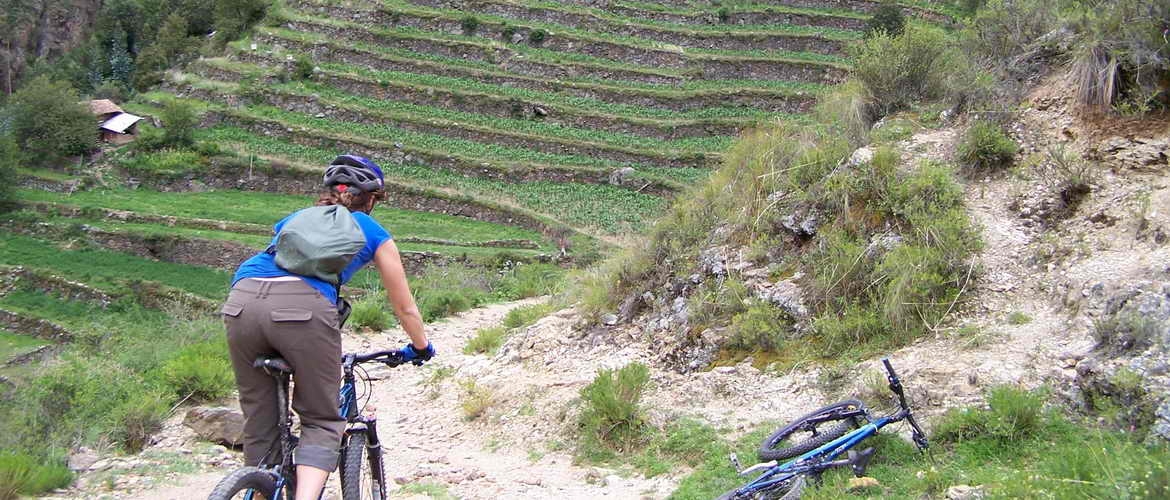 9 Days Adventure Tours in Cusco with Short Inca Trail and Rainbow Mountain