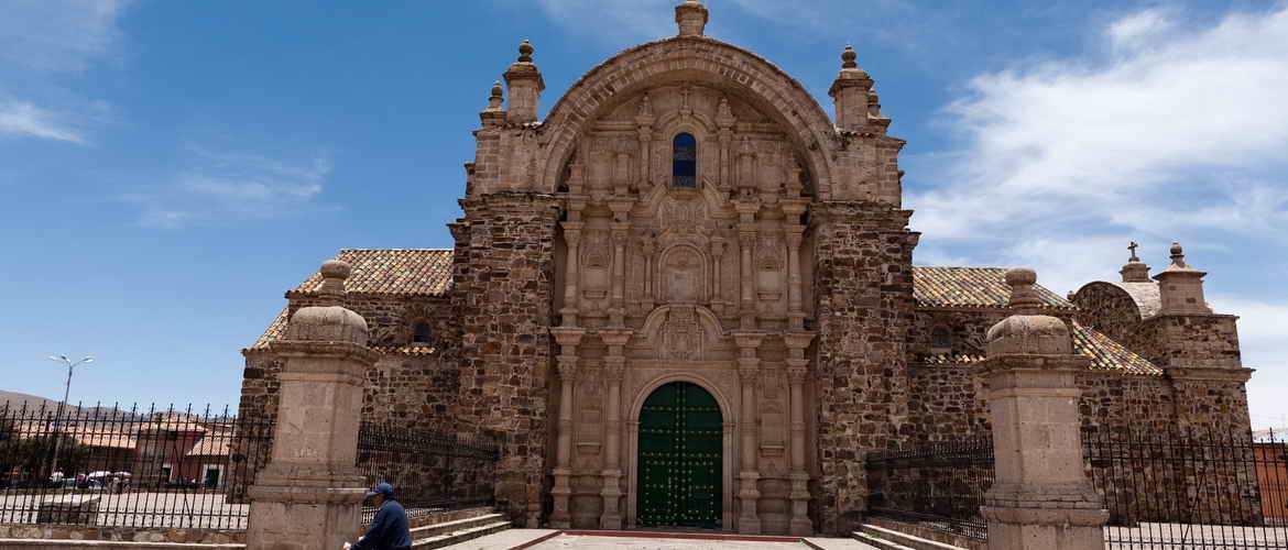 Full Day private Tour in Puno, visiting Sillustani and Lampa 