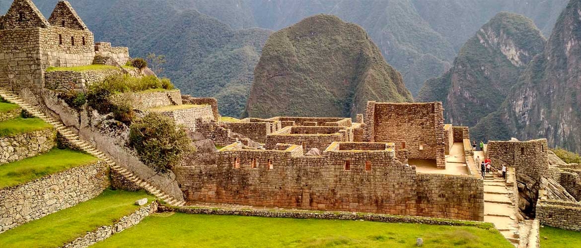 9 Days Adventure Tours in Cusco with Short Inca Trail and Rainbow Mountain