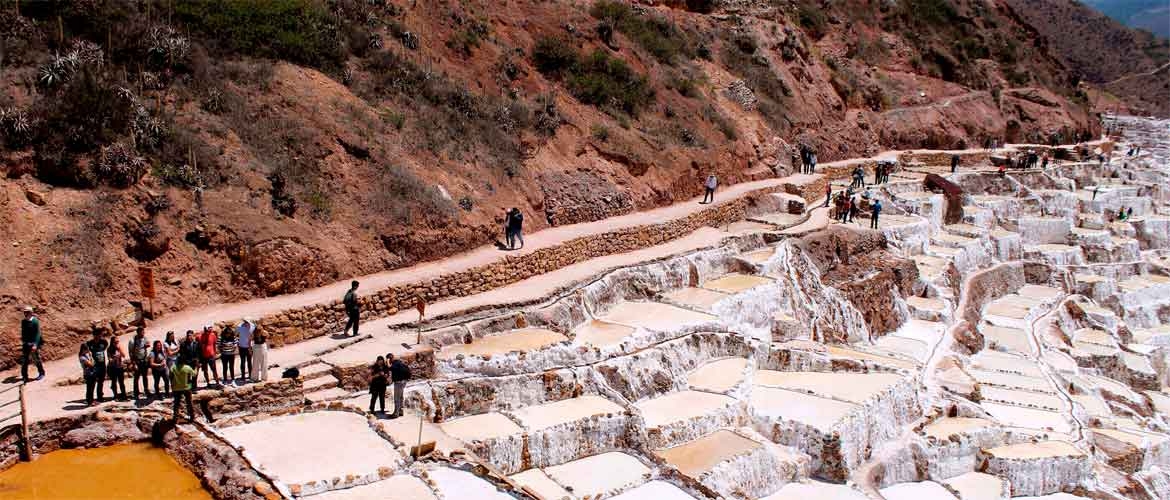 Enjoy Southern Peru in a private tour of 16 days with Colca, Lake Titicaca, Cusco and Machu Picchu
