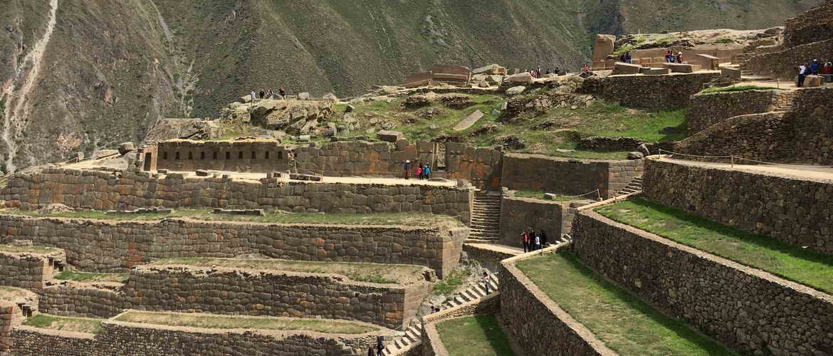 Full day private tour hiking Pumamarca to Ollantaytambo in the Sacred Valley of Incas