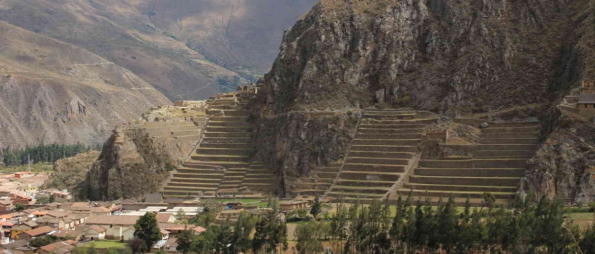 Full day private tour hiking Pumamarca to Ollantaytambo in the Sacred Valley of Incas
