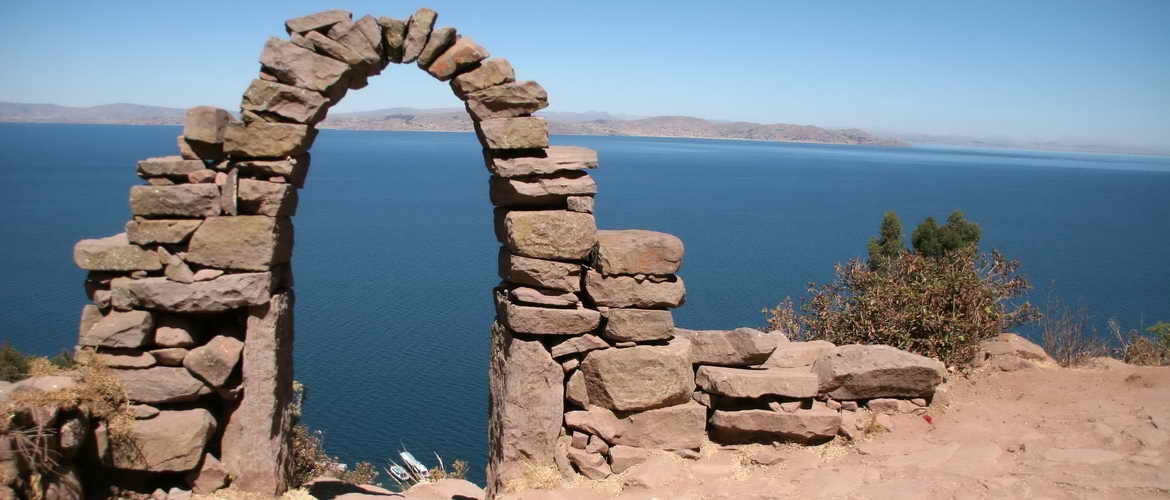 Titica Lake private full day tour visiting Taquile and Uros Island in Puno